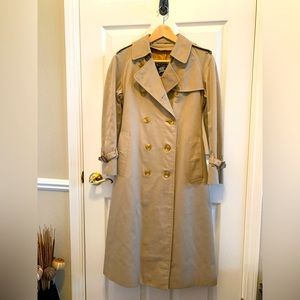 Burberry Belted Trench Coat, Tan Color, Size 4 Petite